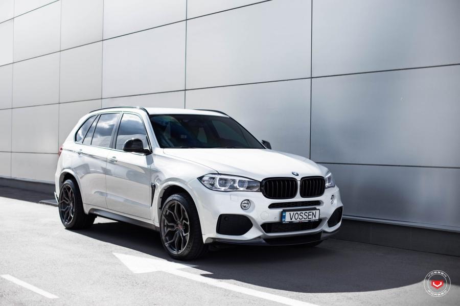  BMW X5 on Vossen Wheels (HC-3) 2017 года  (фото 5 из 22)